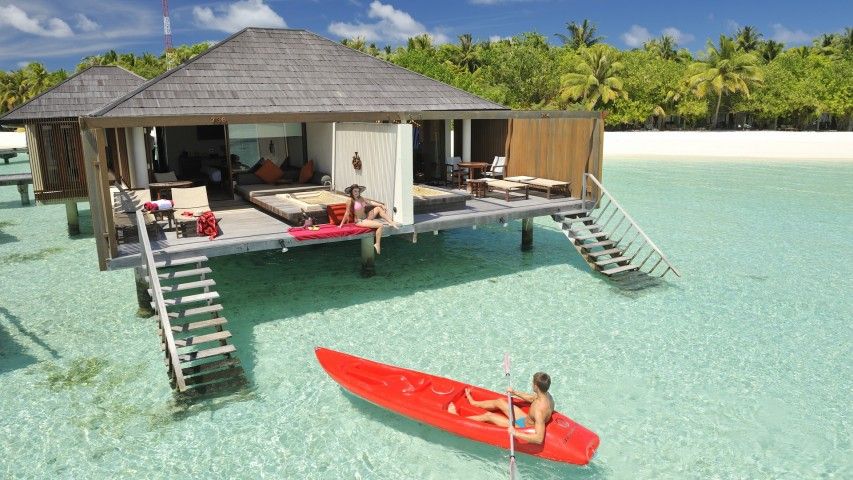 Paradise Island Resort Maldivas Villa agua